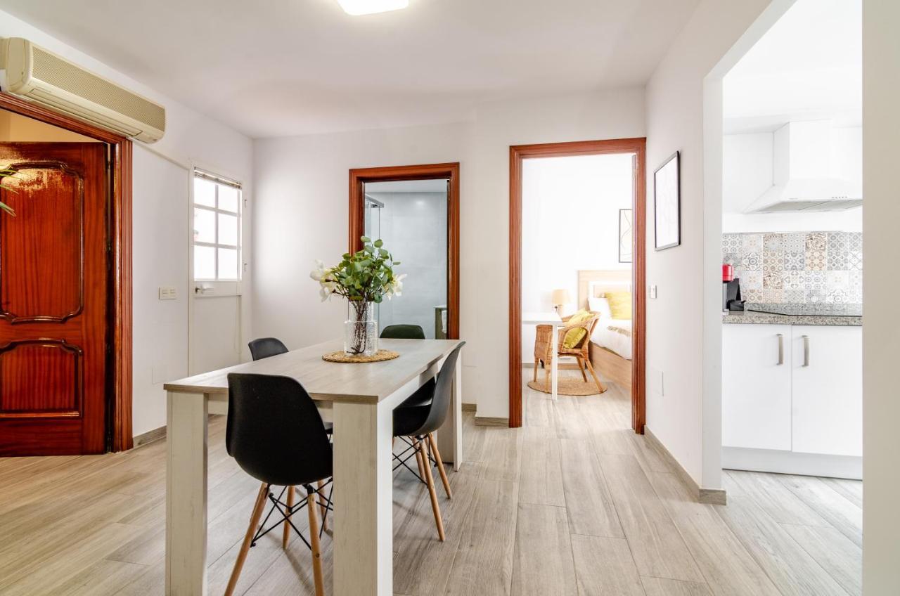 Wintowinrentals Your Home Steps From The Center مالقة المظهر الخارجي الصورة