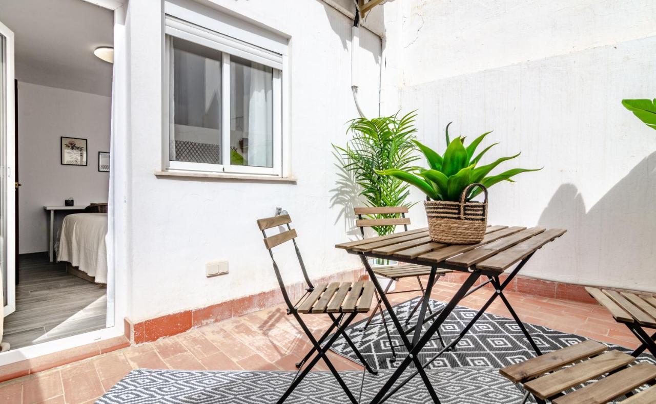 Wintowinrentals Your Home Steps From The Center مالقة المظهر الخارجي الصورة