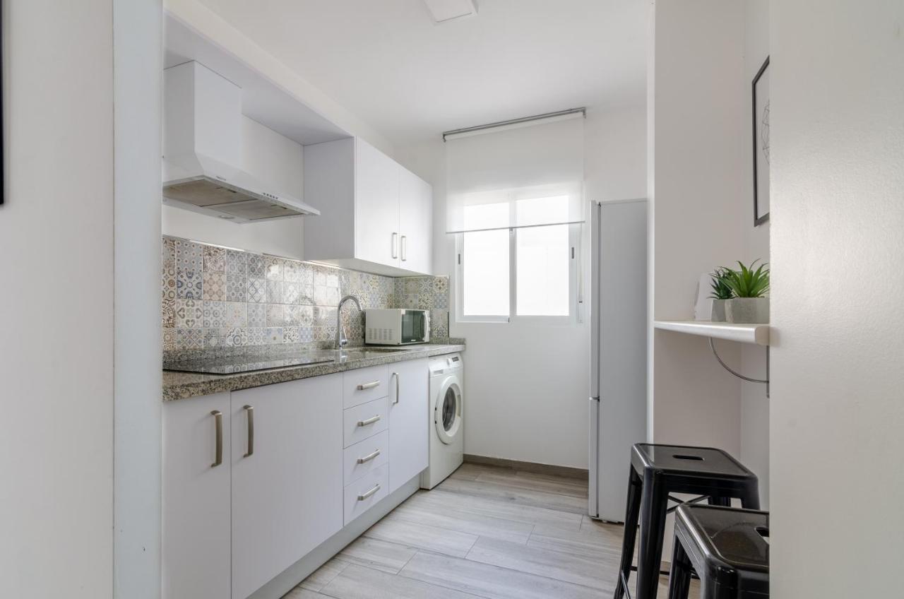 Wintowinrentals Your Home Steps From The Center مالقة المظهر الخارجي الصورة